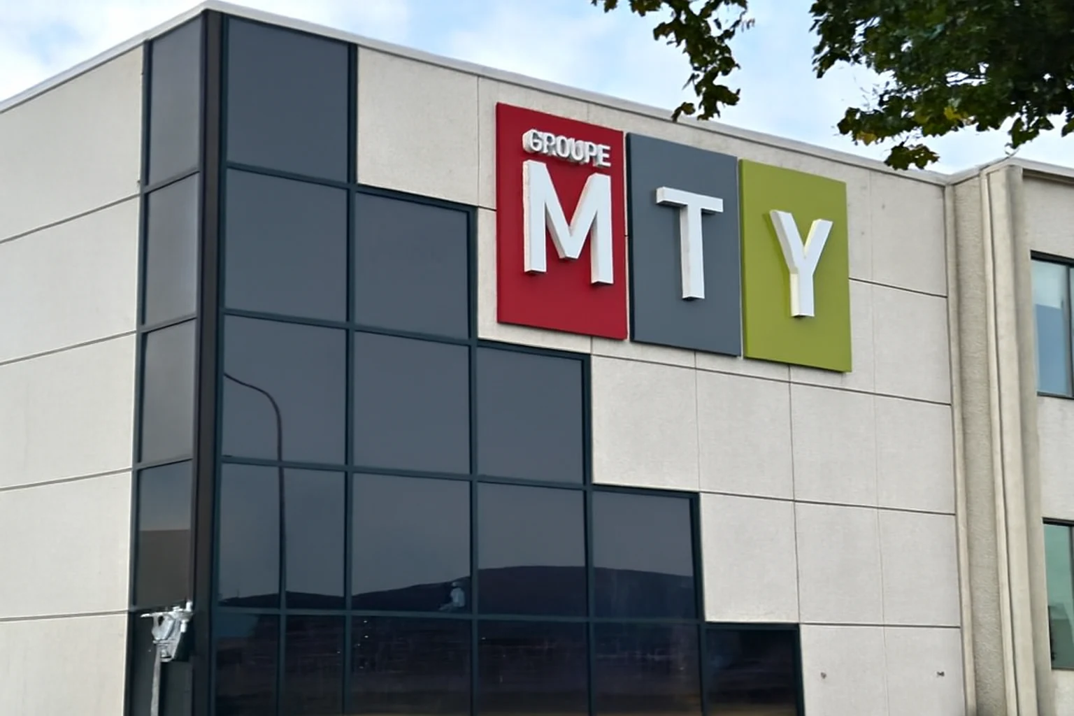 MTY Franchising office, providing franchise financing support to entrepreneurs.